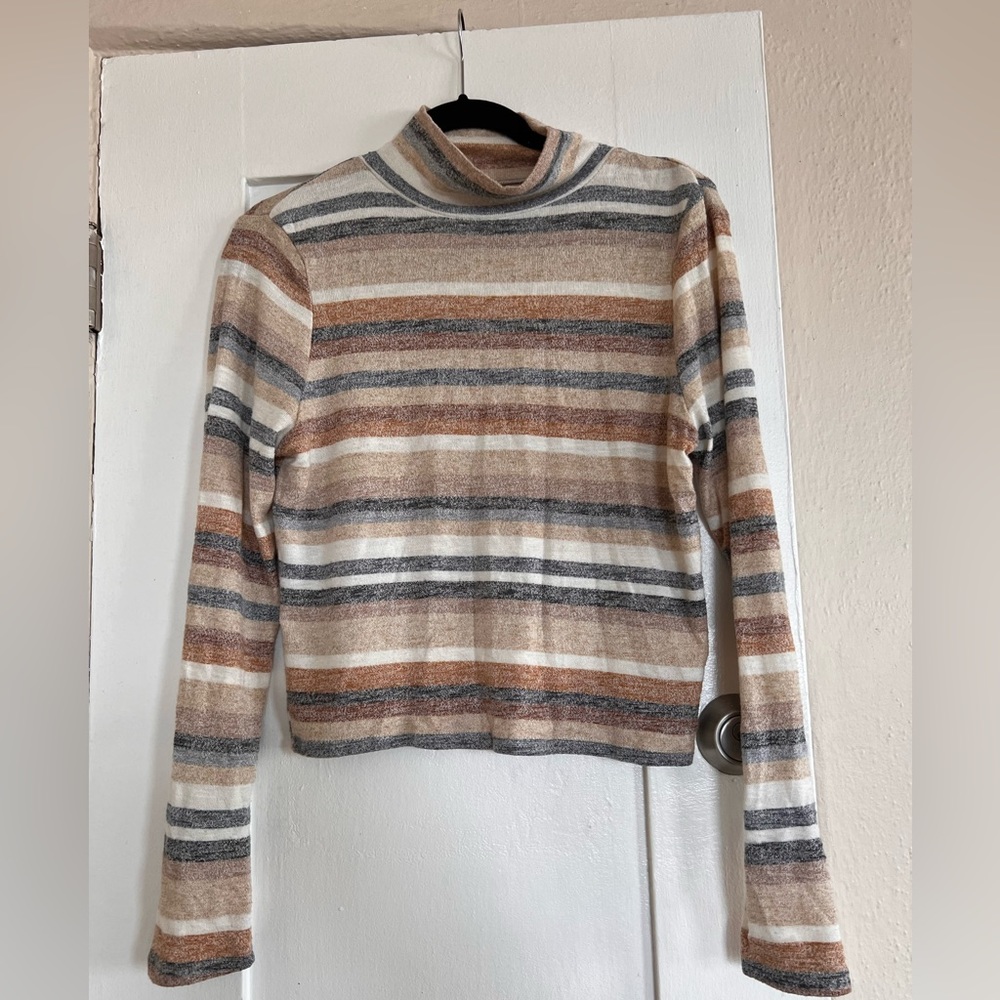 Neutral Colored Turtle Neck